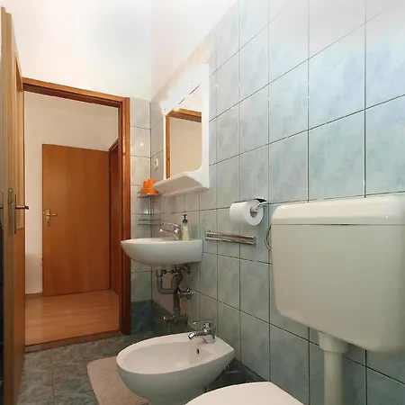 Apartment Fuer 3 Personen Ca 36 Qm In Pula, Istrien Istrische Riviera *